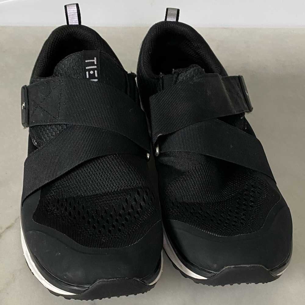 Tiem Slipstream Black cycling shoes size 9